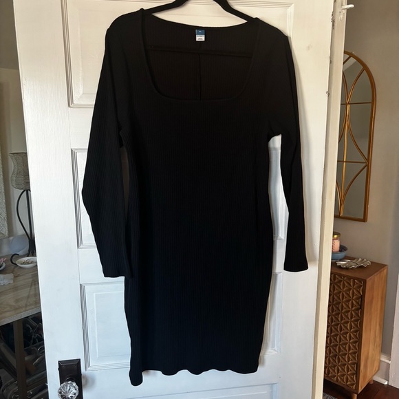 Old Navy Ribbed Bodycon Dress - Picture 1 of 4